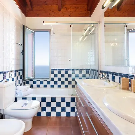 Дом отдыха Prime Sea And Mountain Views With Pool *