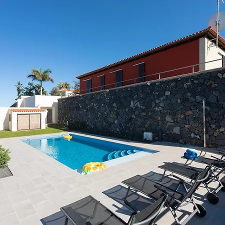 Дом отдыха Prime Sea And Mountain Views With Pool El Pris